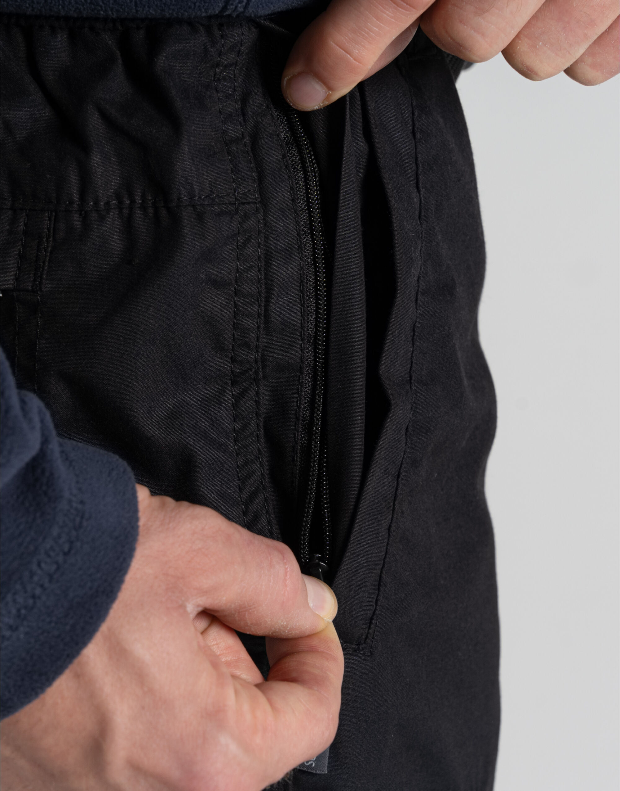 CEJ001R Men’s Expert Kiwi Tailored Trousers (Regular) Black
