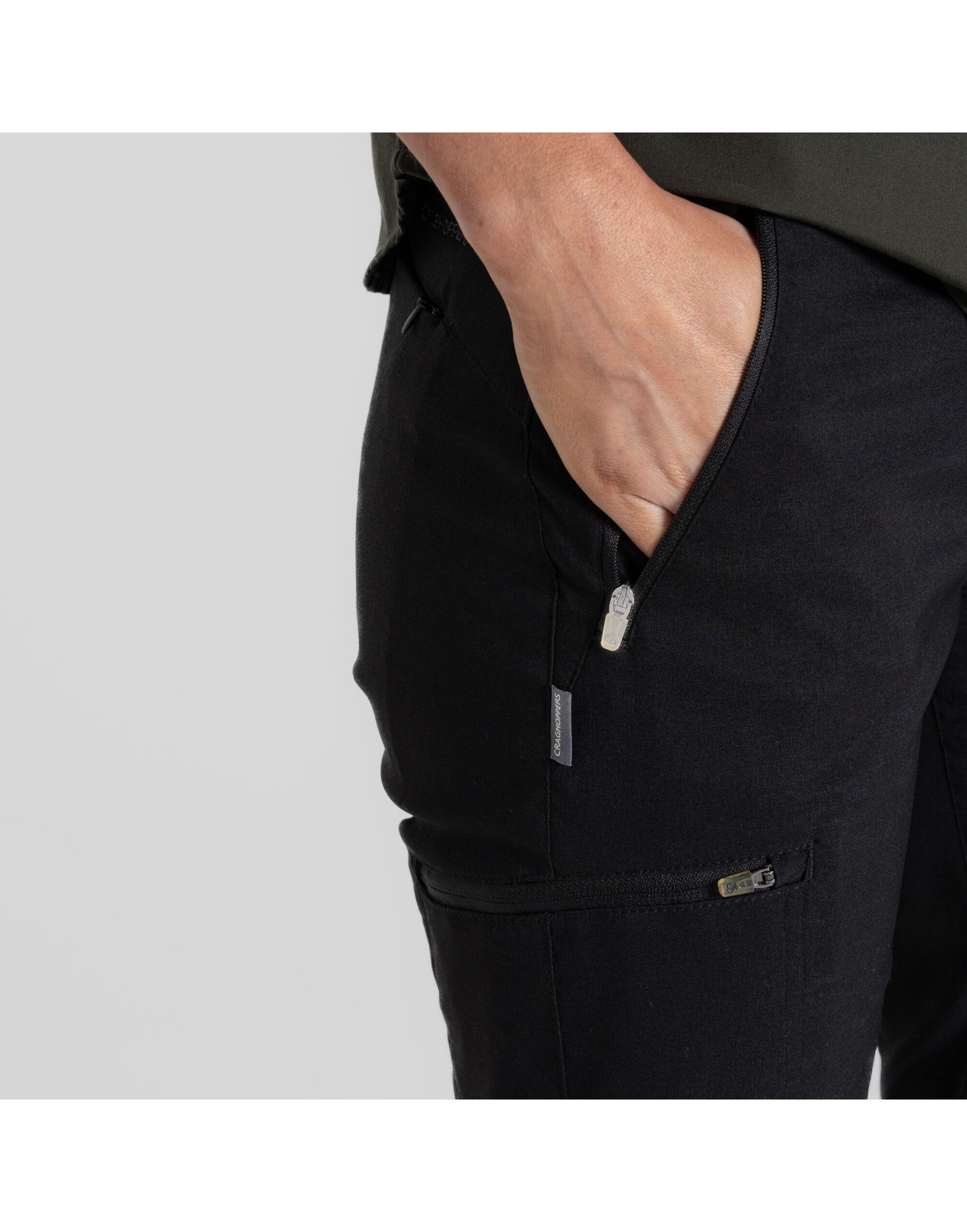 CEJ004S Women’s Expert Kiwi Pro II Stretch Trousers (Short) Black