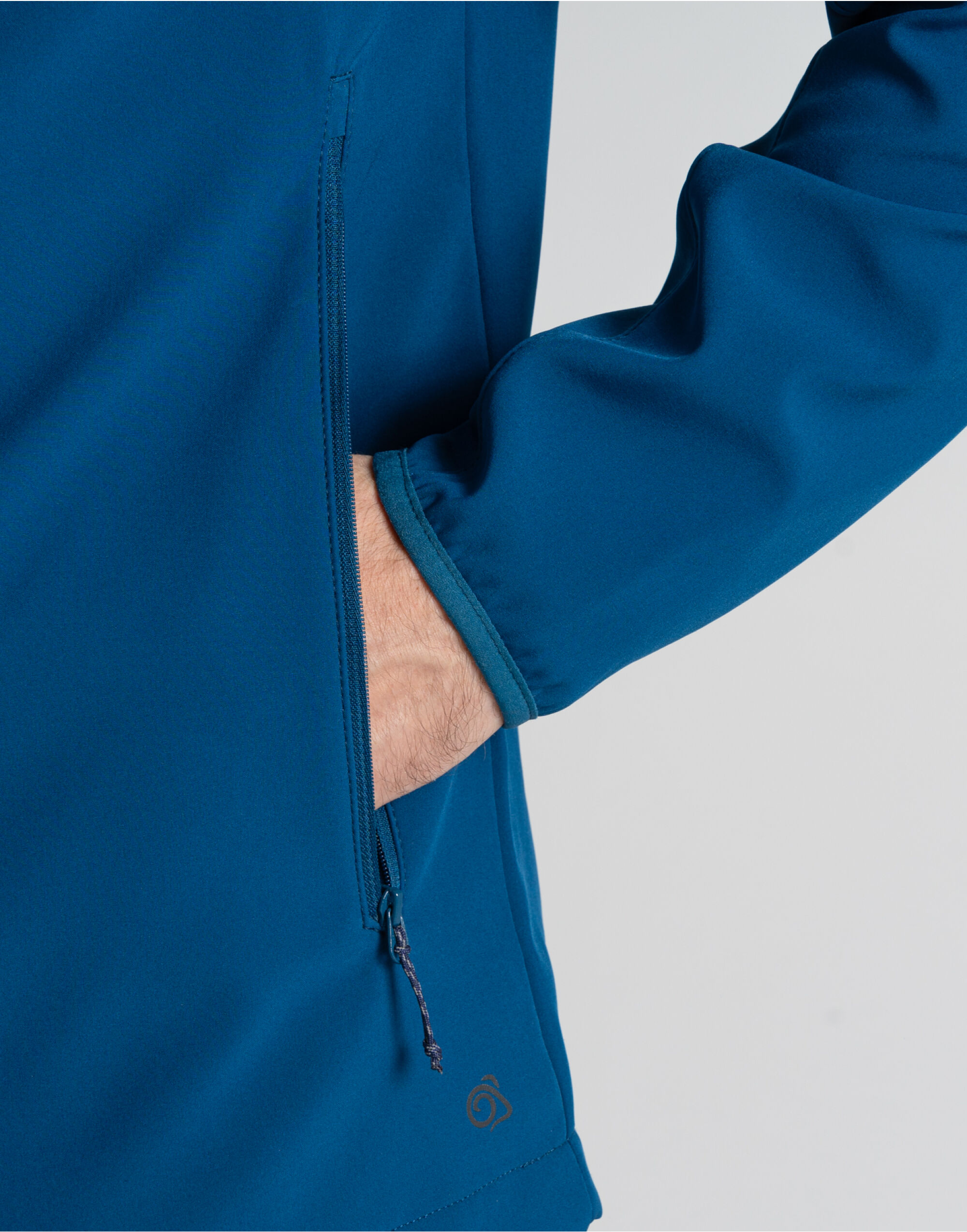 CEL003 Basecamp Softshell Jacket Poseidon Blue