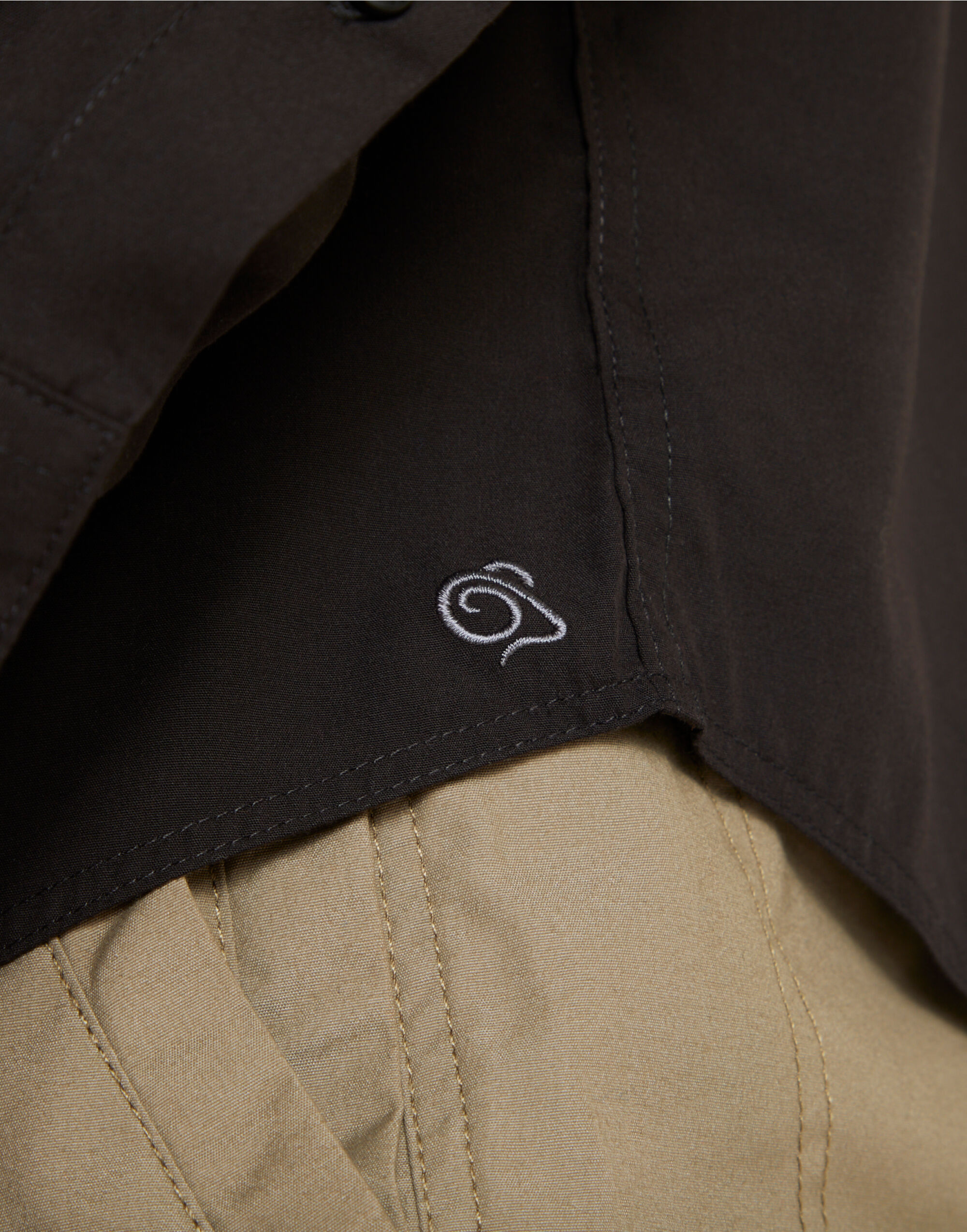 CES001 Men’s Kiwi Long Sleeved Shirt Black