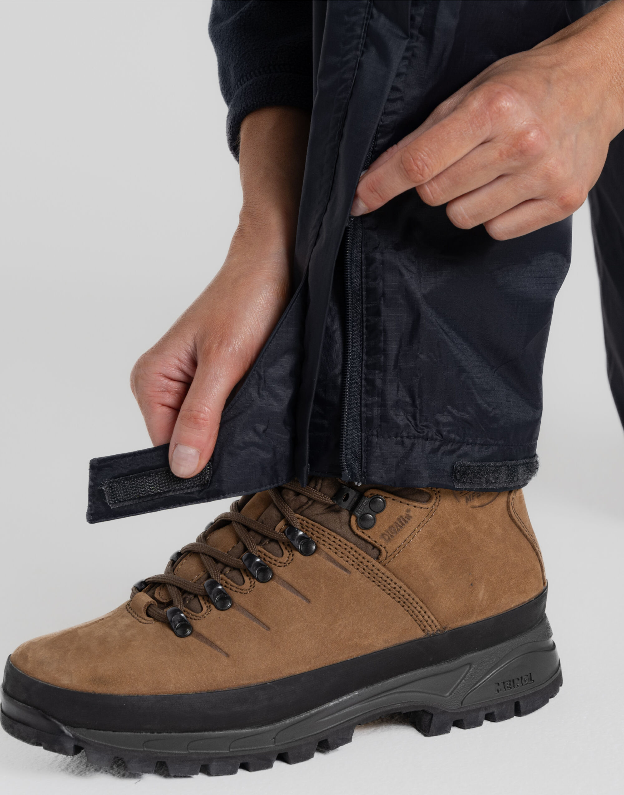 CEW010R Expert Packable Overtrouser (Reg) Dark Navy