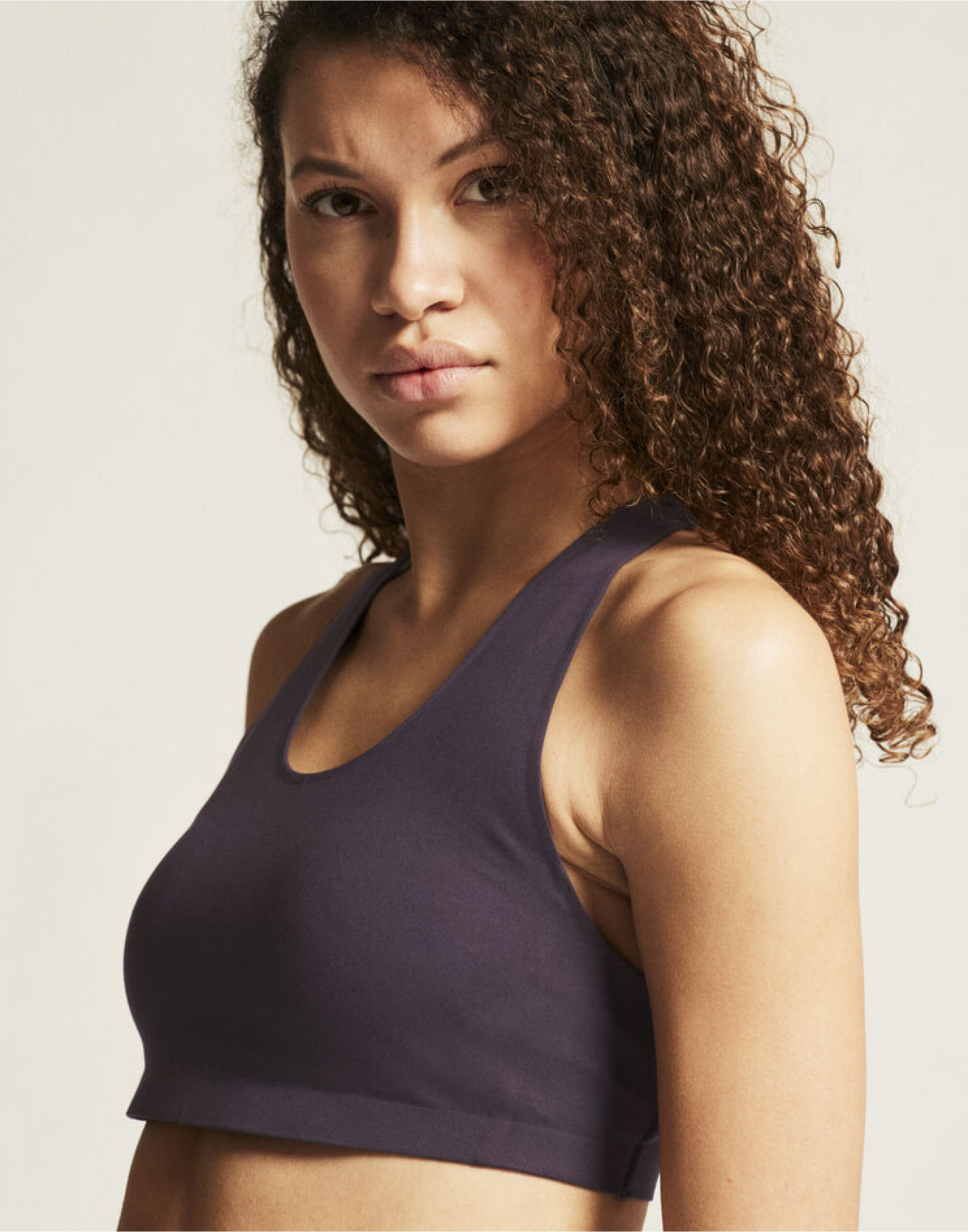 CR1916008 Collective Padded Sports Bra Dark Plum