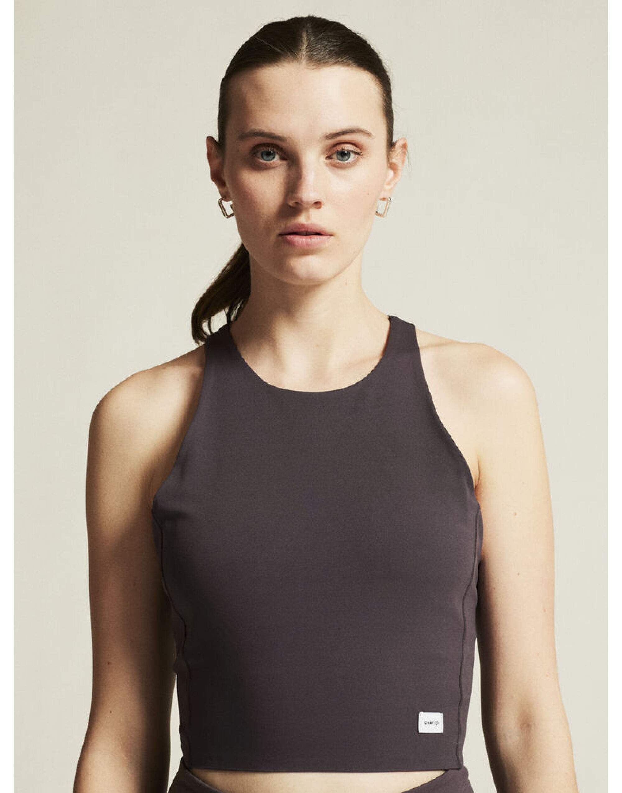 CR1916009 Collective Cropped Singlet Dark Plum