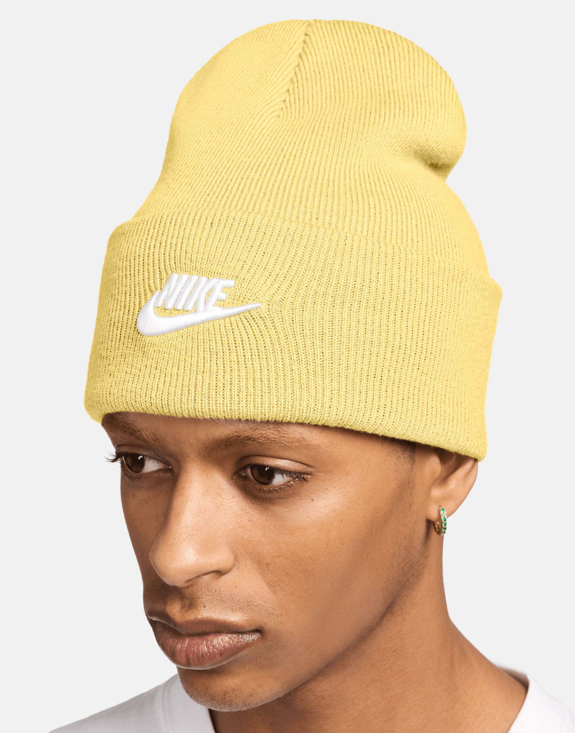 HF0186 Futura Peak Beanie Soft Yellow/White