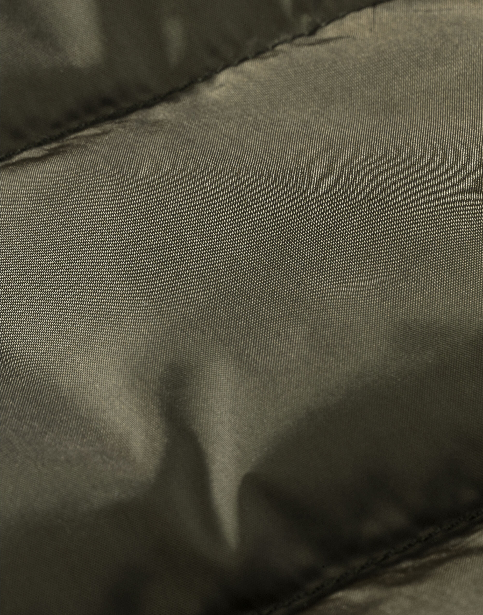 R440M Dark Olive Men’s Hooded Nano Jacket