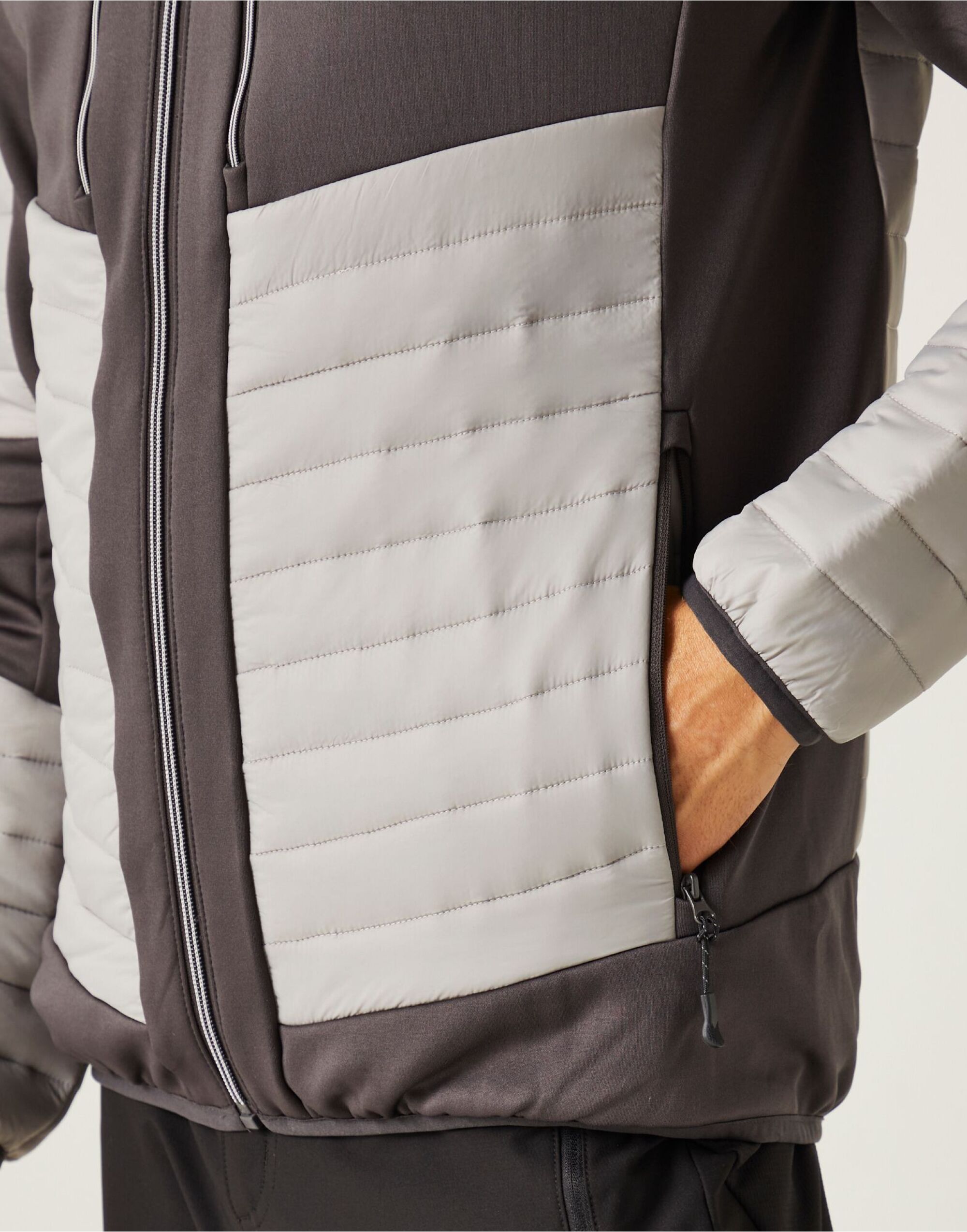 TRA563 E-Volve Thermal Hybrid Jacket Mineral Grey/Ash