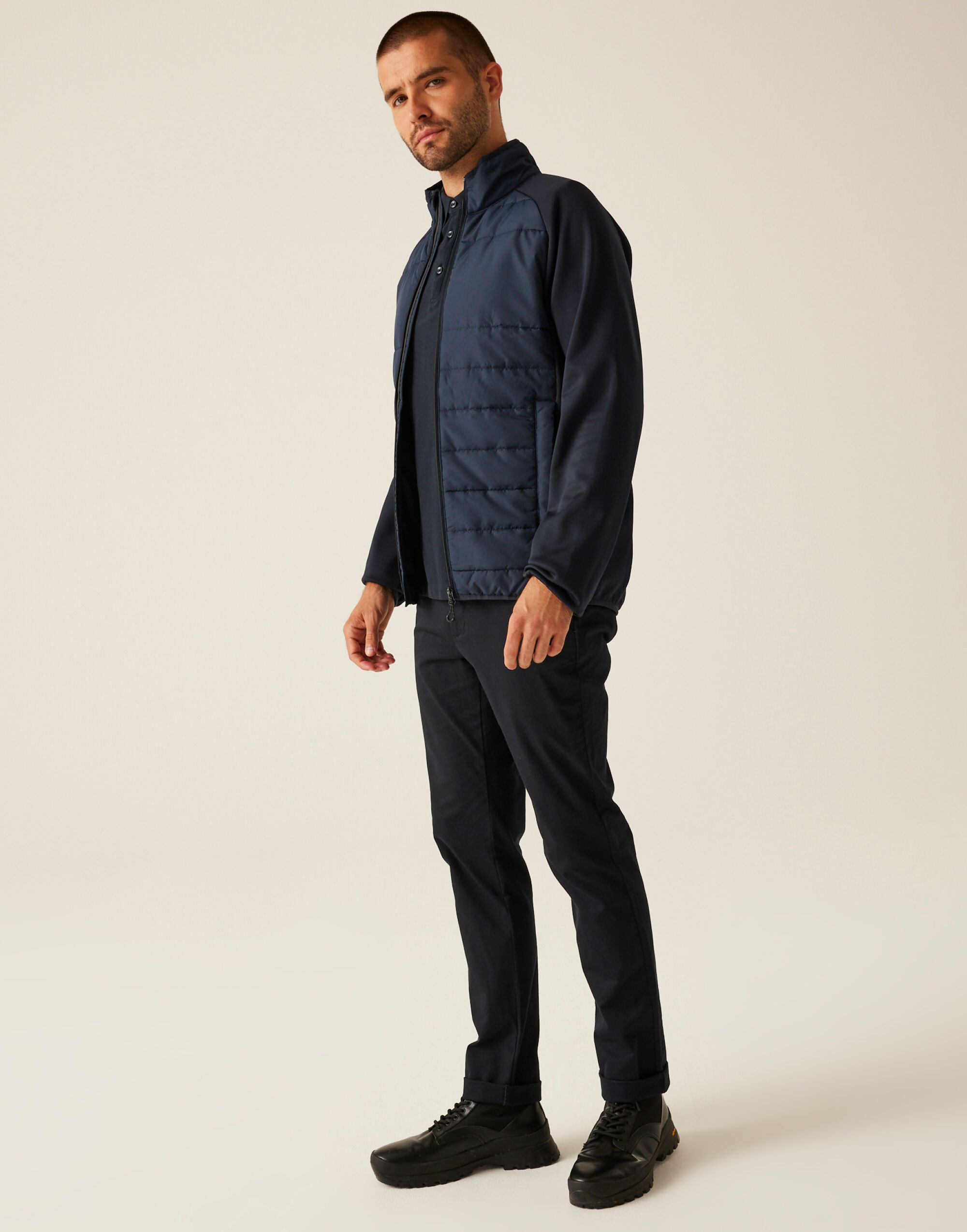 TRA590 Navy Essential Hybrid Jacket