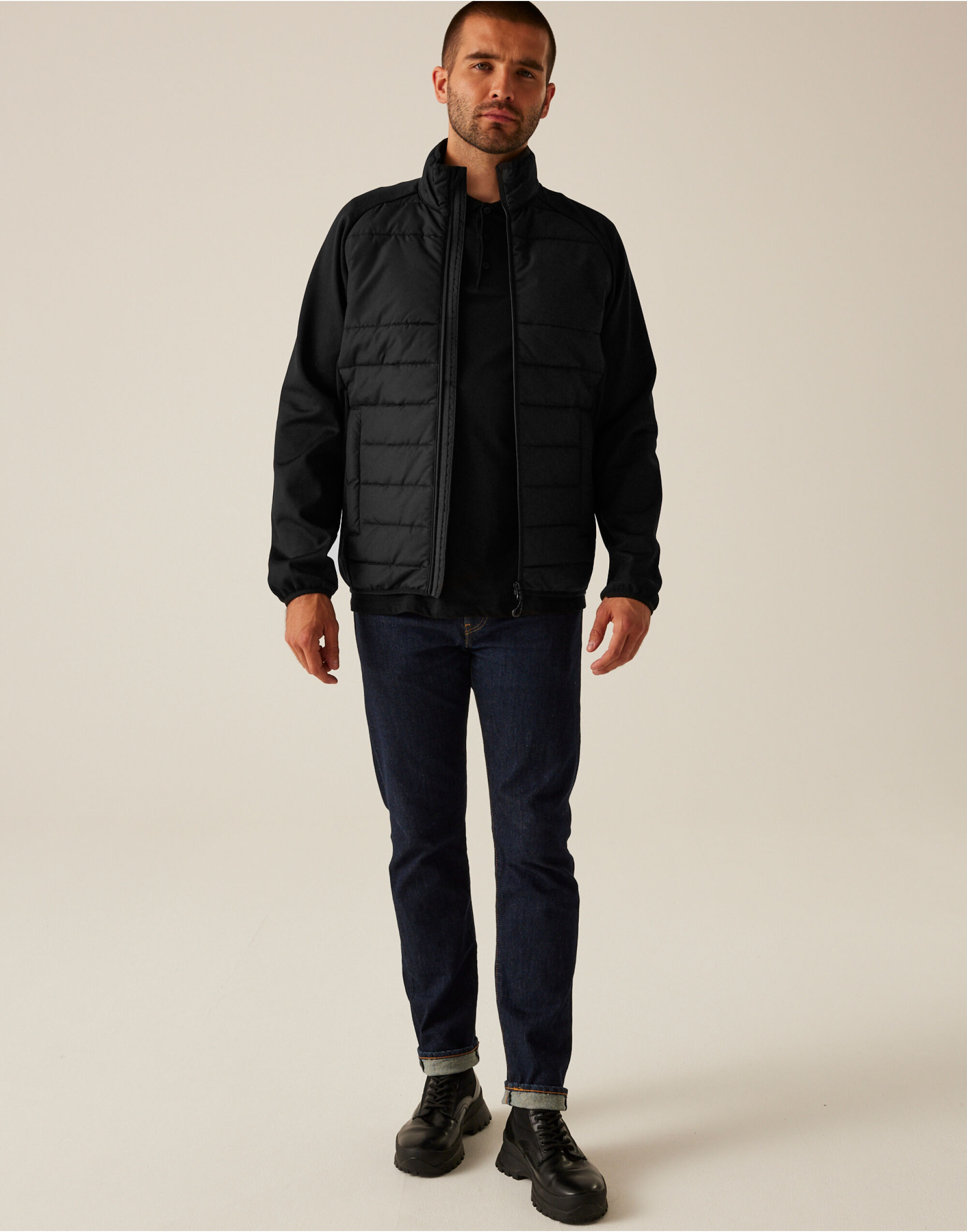 TRA590 Black Essential Hybrid Jacket