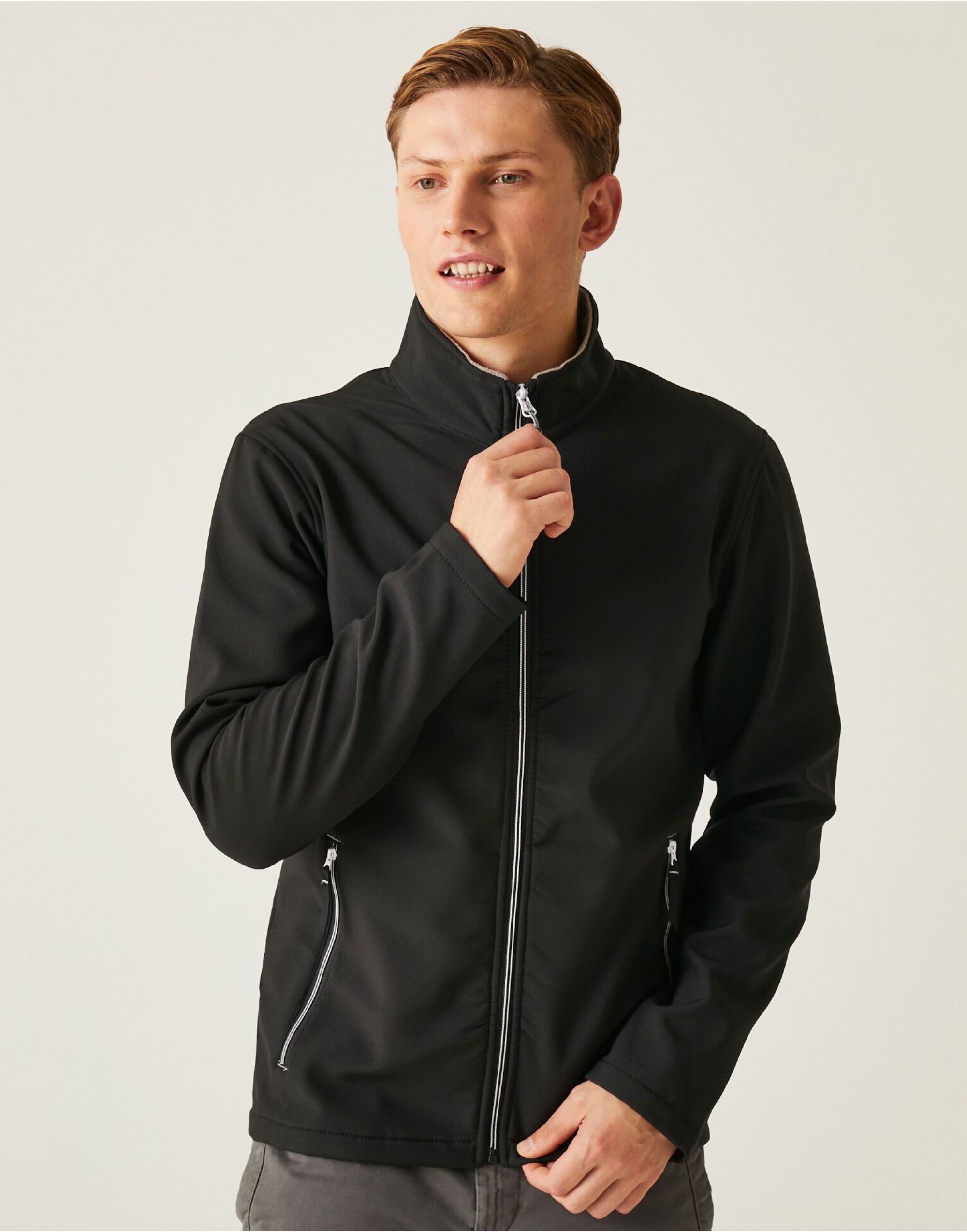 TRA762 Black/Mineral Grey Ascender Two Layer Softshell Jacket
