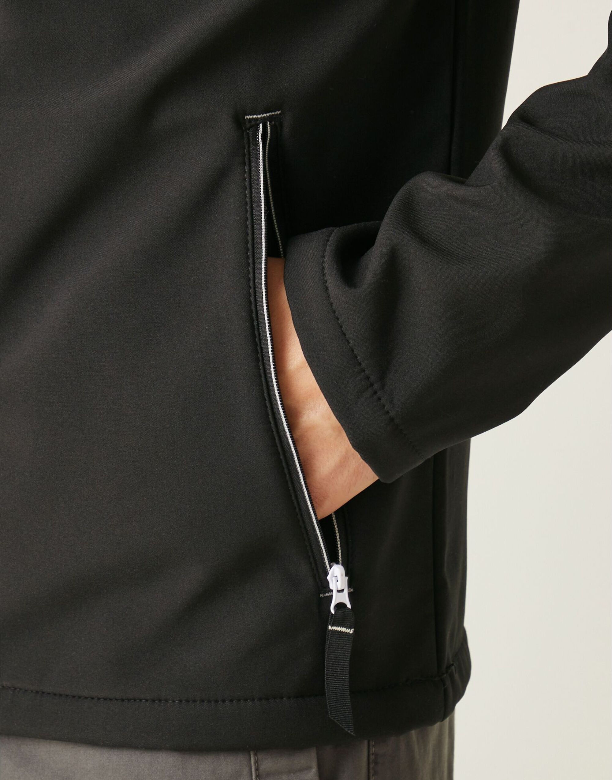 TRA762 Ascender Two Layer Softshell Jacket Black/Mineral Grey