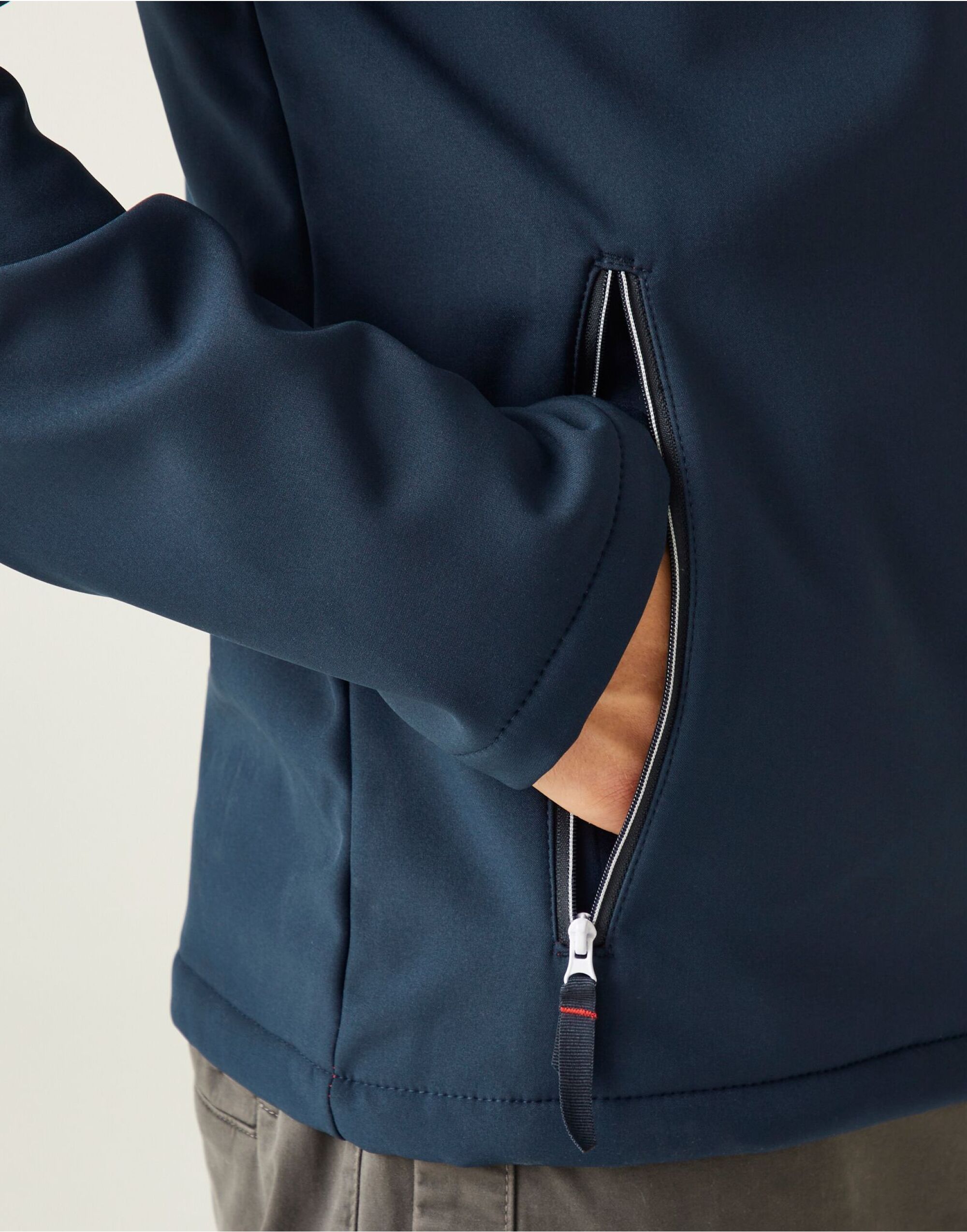 TRA762 Navy/Classic Red Ascender Two Layer Softshell Jacket