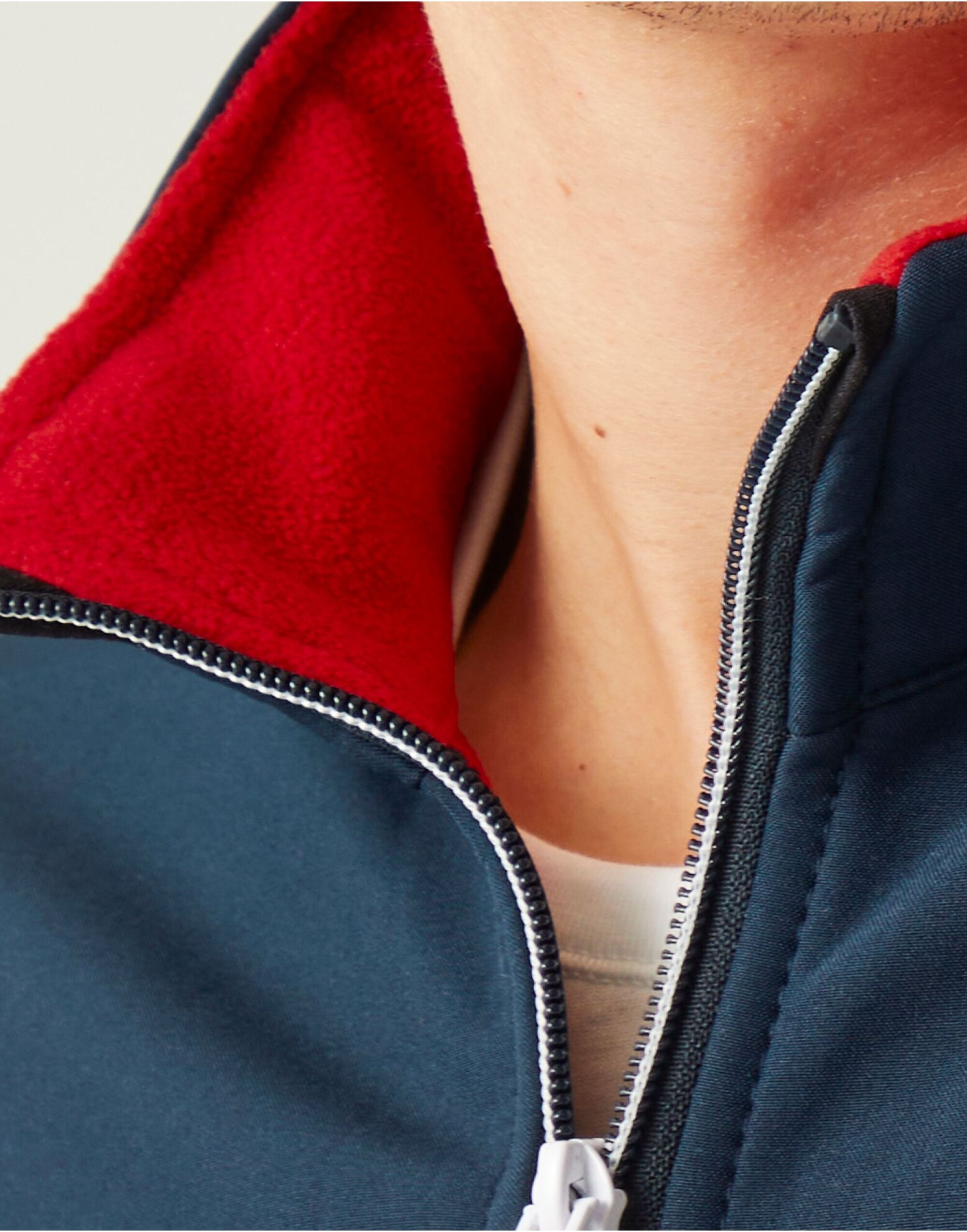 TRA762 Navy/Classic Red Ascender Two Layer Softshell Jacket