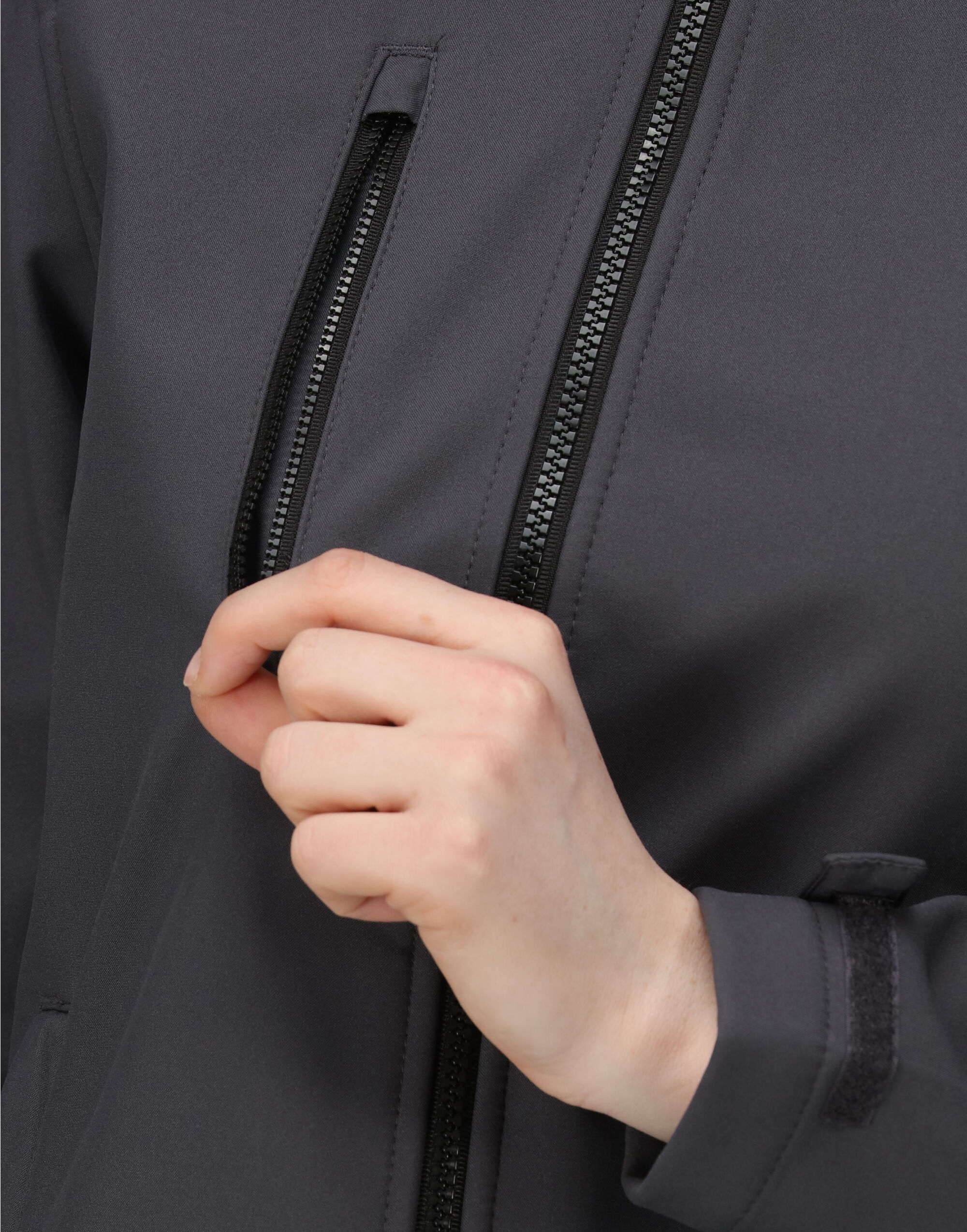 TRA702 Seal Grey/Black Women’s Venturer Hooded Softshell