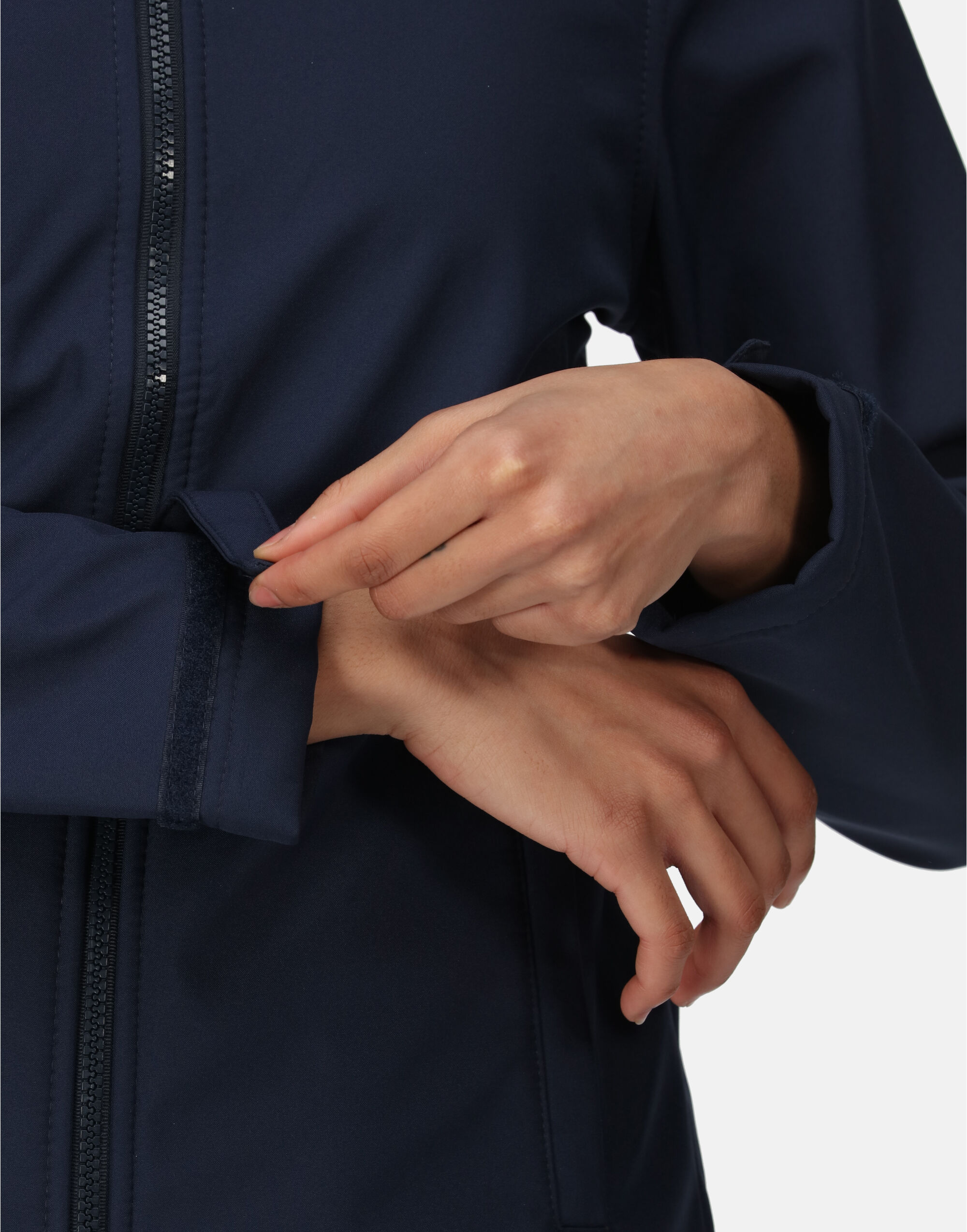 TRA702 Navy/Navy Women’s Venturer Hooded Softshell