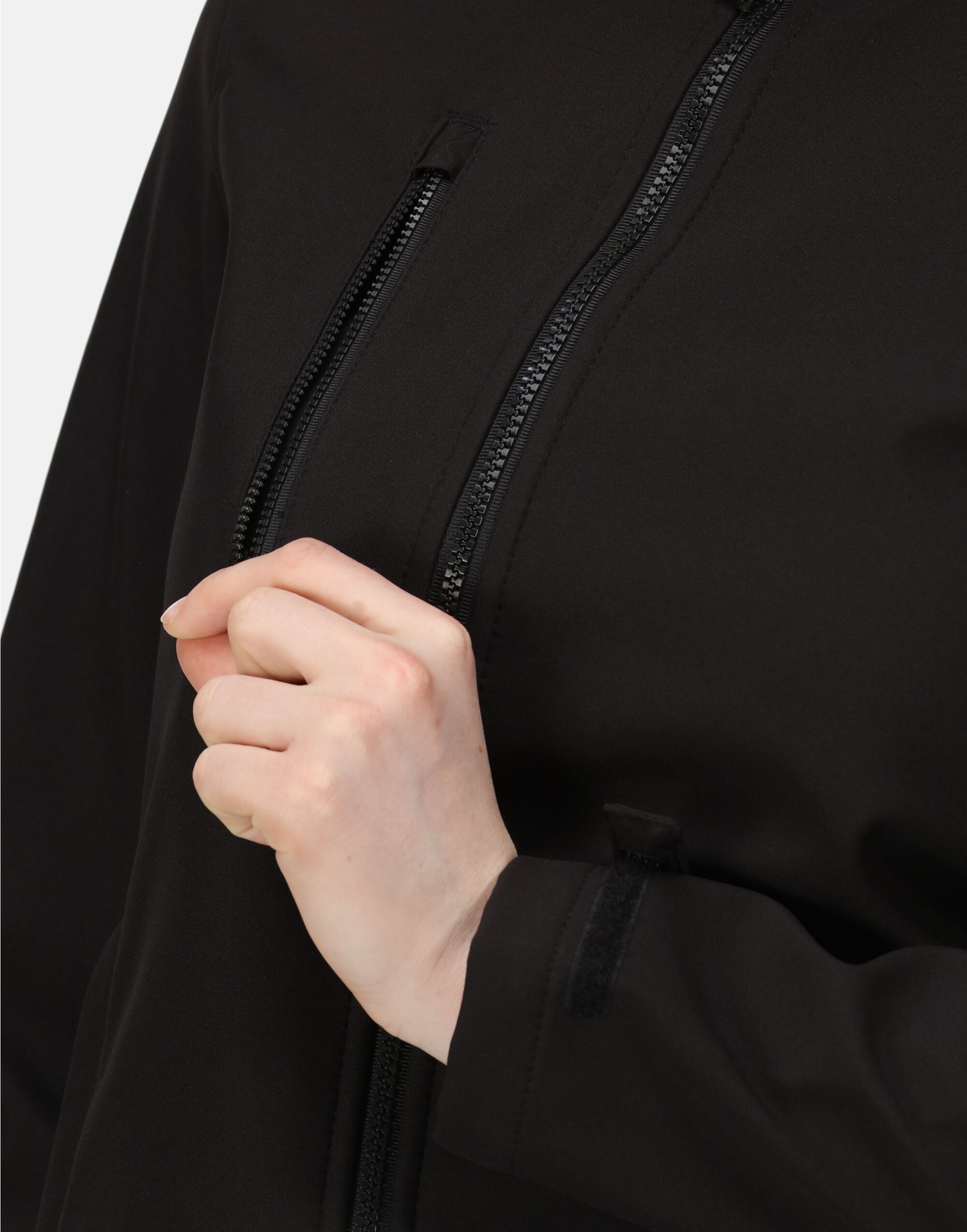 TRA702 Women’s Venturer Hooded Softshell Black/Black