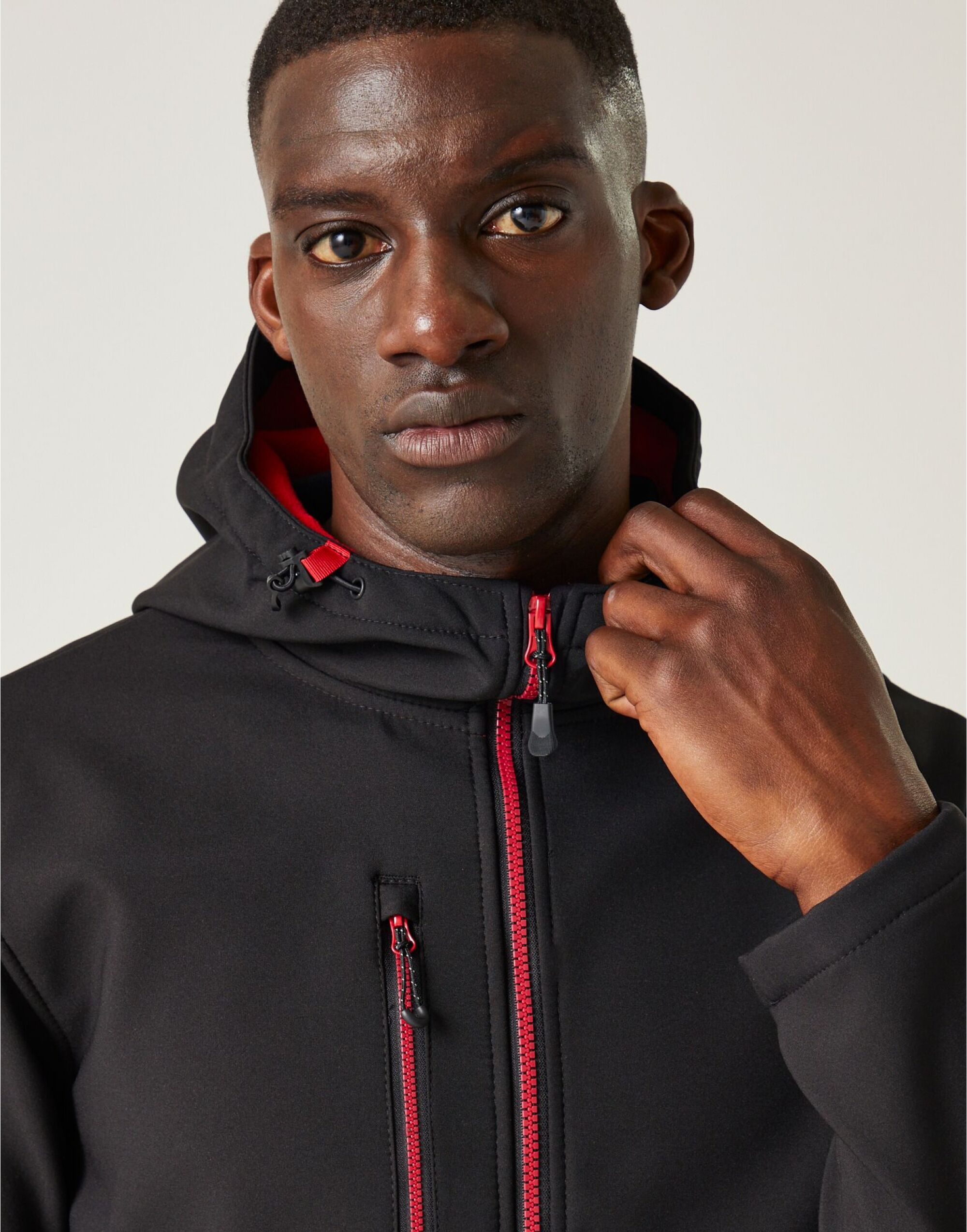TRA705 Navigate 2-Layer Hooded Softshell Jacket Black/Classic Red