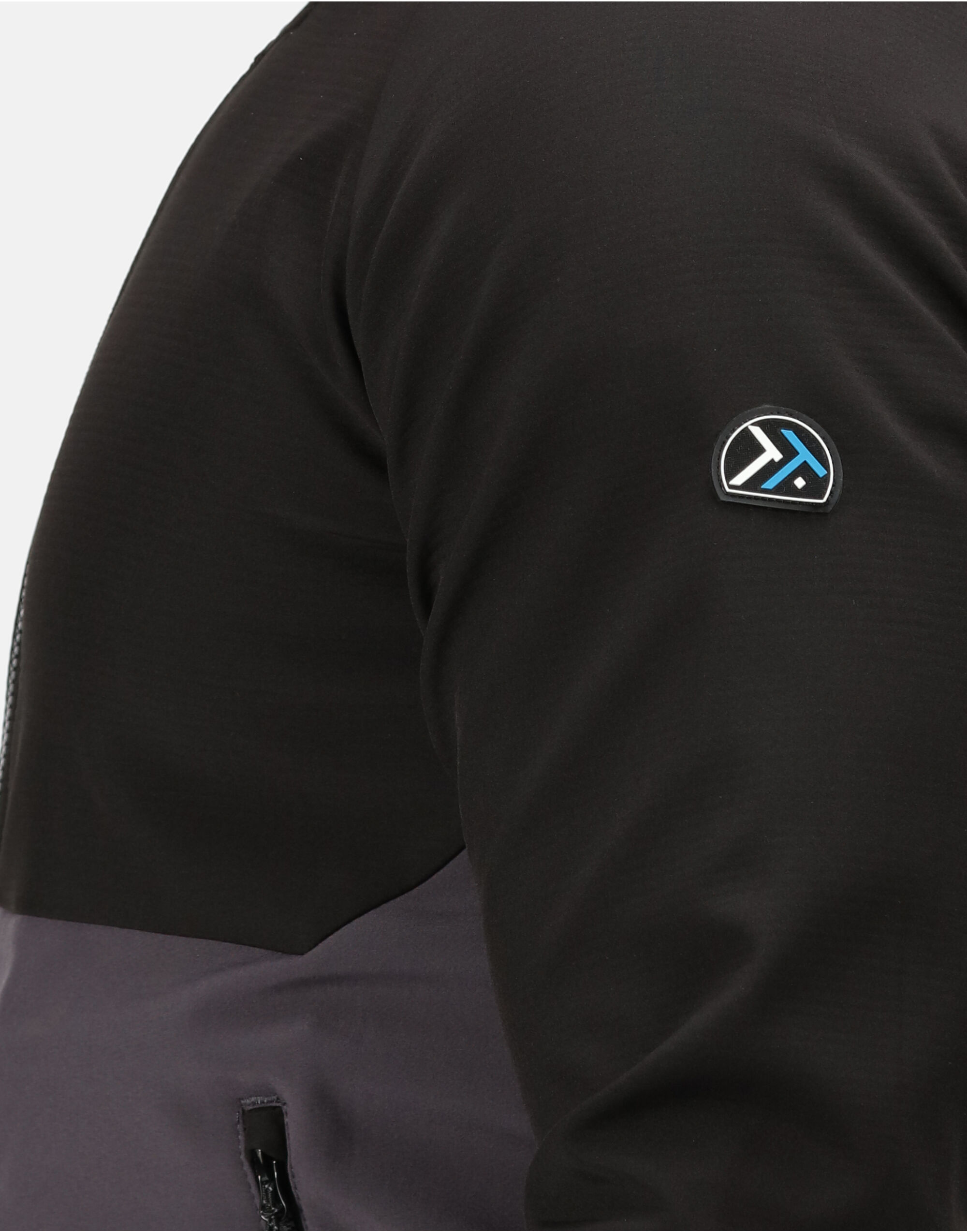 TRA707 Tactical Surrender Softshell Iron/Black