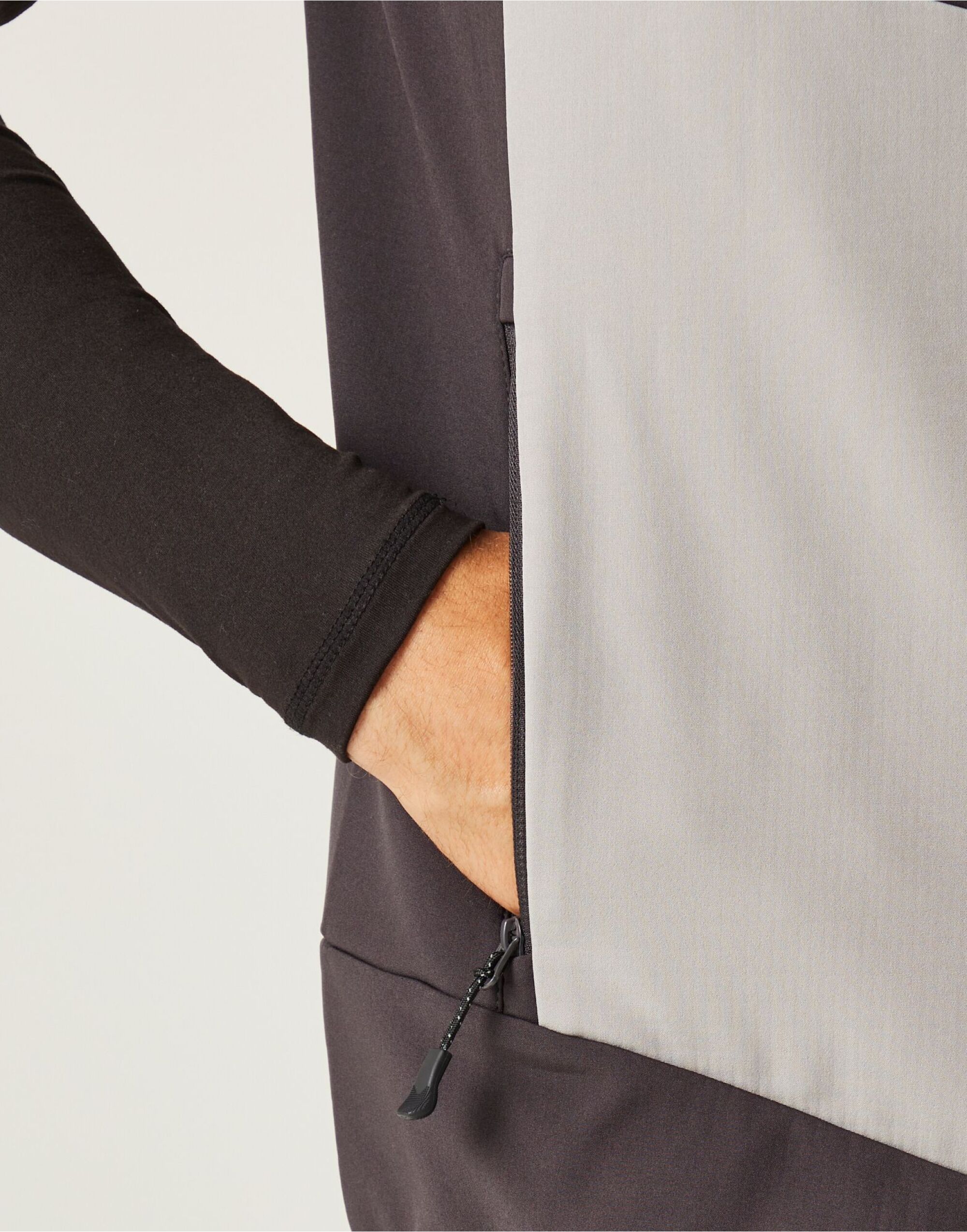 TRA907 E-Volve Unisex Two Layer SoftShell BodyWarmer Mineral Grey/Ash