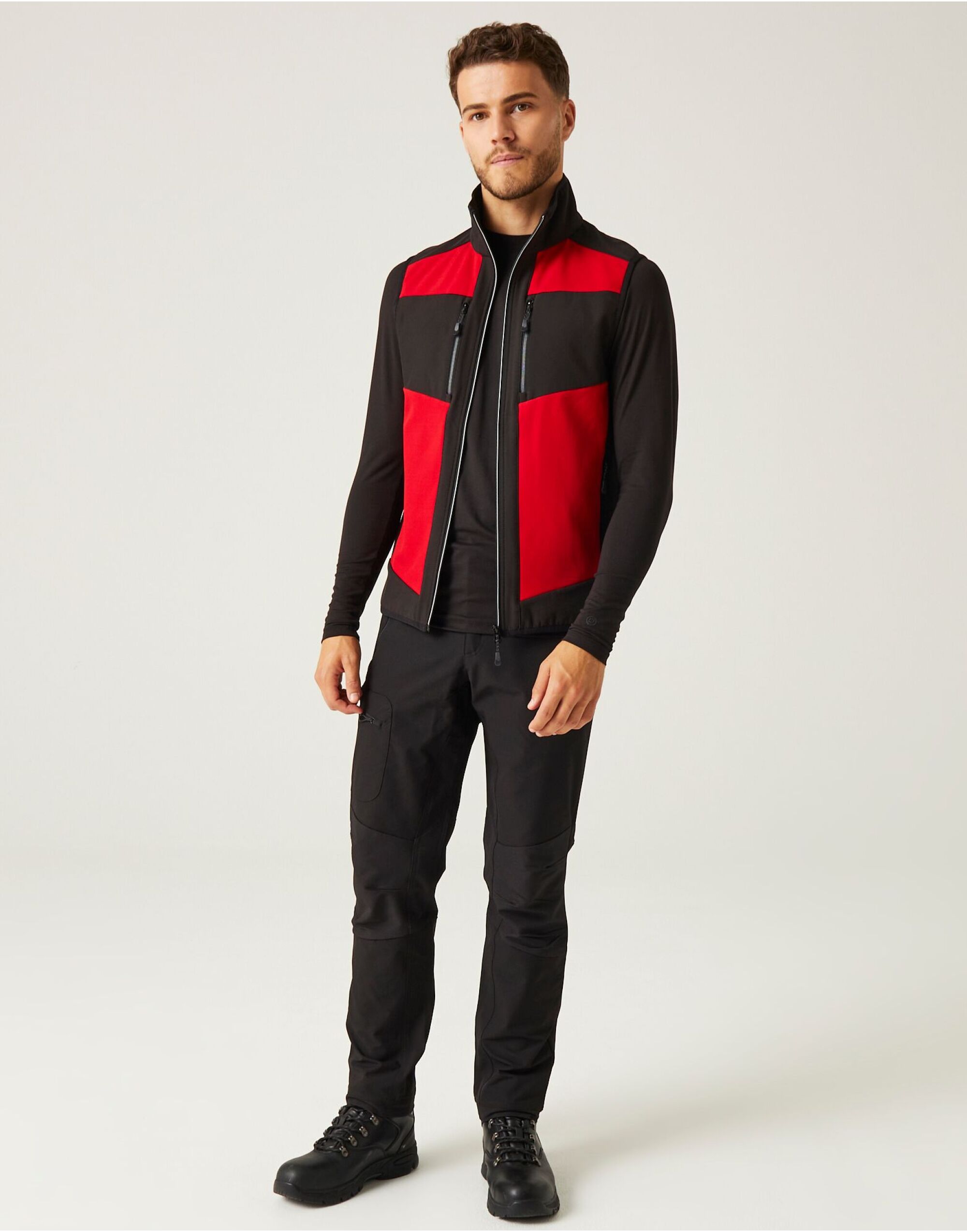 TRA907 E-Volve Unisex Two Layer SoftShell BodyWarmer Classic Red/Black