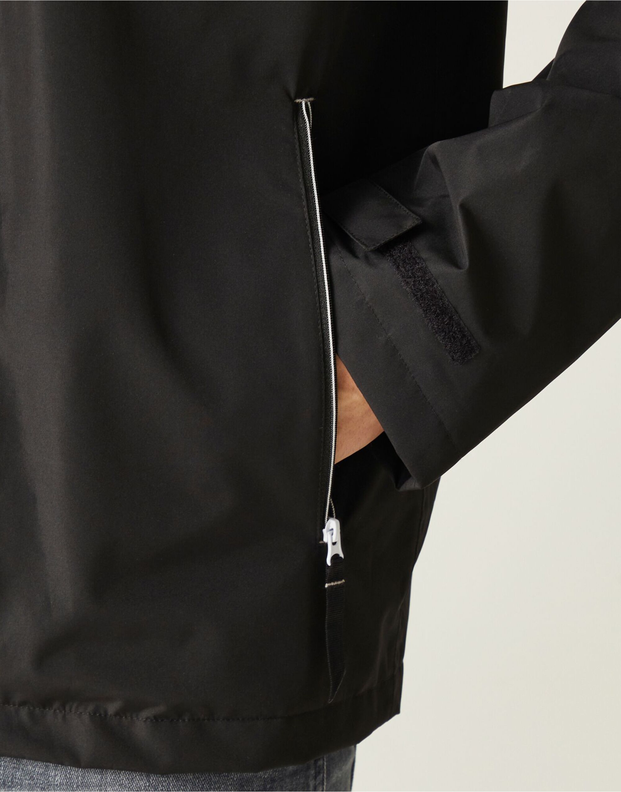 TRW532 Ascender Waterproof Shell Jacket Black/Mineral Grey