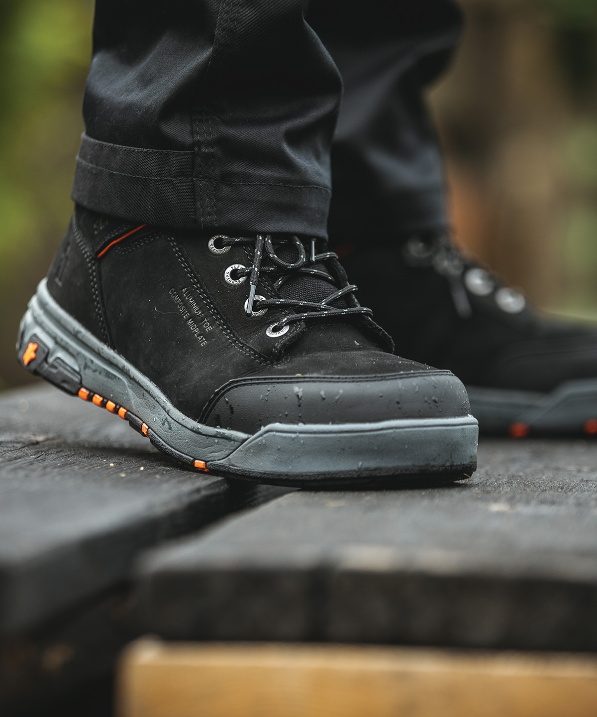 SH083 Switchback 3 safety boots Black