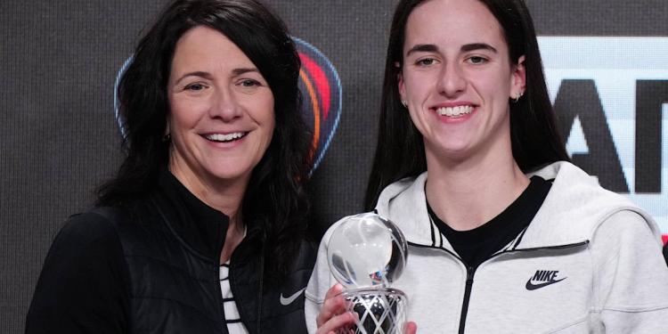 Caitin Clark said even her mom was tired of seeing her get so many technical fouls in the WNBA Caitin Clark said even her mom was tired of seeing her get so many technical fouls in the WNBA