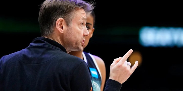 WNBA expansion team Toronto Tempo adds Olaf Lange as associate head coach WNBA expansion team Toronto Tempo adds Olaf Lange as associate head coach