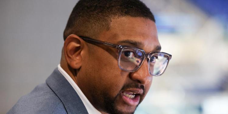 Sky’s Tyler Marsh learned under 2 of the NBA’s best. His WNBA path reflects a new trend. Sky’s Tyler Marsh learned under 2 of the NBA’s best. His WNBA path reflects a new trend.