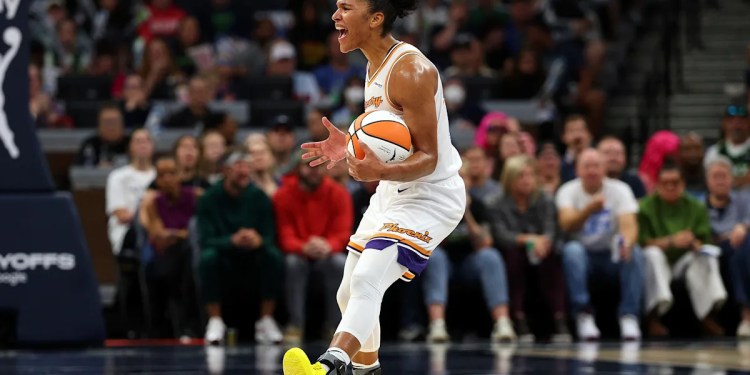 WNBA playoffs: Mercury storm back from 20-point deficit, stun Lynx in OT to tie semifinals at 1-1 WNBA playoffs: Mercury storm back from 20-point deficit, stun Lynx in OT to tie semifinals at 1-1