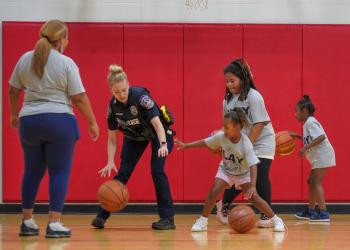 IMPD, former WNBA stars come together to host ‘Play Like a Girl’ basketball clinic IMPD, former WNBA stars come together to host ‘Play Like a Girl’ basketball clinic