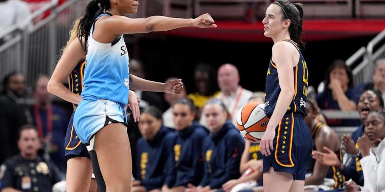 ESPN analyst thinks Angel Reese deserves WNBA Rookie of the Year over Caitlin Clark ESPN analyst thinks Angel Reese deserves WNBA Rookie of the Year over Caitlin Clark