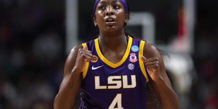 Why is Flau’jae Johnson delaying her WNBA career and returning to LSU? Why is Flau’jae Johnson delaying her WNBA career and returning to LSU?
