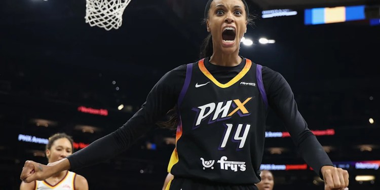 Indiana Fever drop to 8th seed with loss in Phoenix, Clark, Bonner jaw at each other Indiana Fever drop to 8th seed with loss in Phoenix, Clark, Bonner jaw at each other
