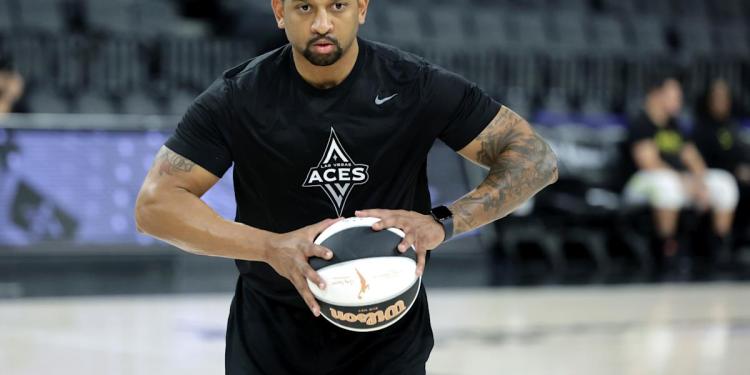 Aces assistant coach Tyler Marsh to become Sky’s 4th head coach in 3 years Aces assistant coach Tyler Marsh to become Sky’s 4th head coach in 3 years