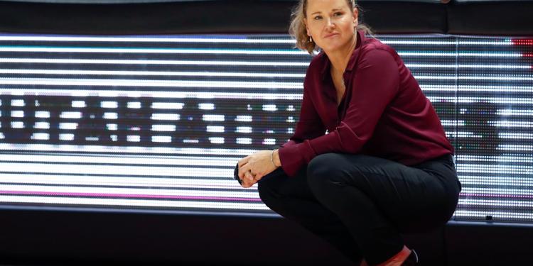 Sparks hiring current Utah women’s coach Lynne Roberts as next head coach Sparks hiring current Utah women’s coach Lynne Roberts as next head coach