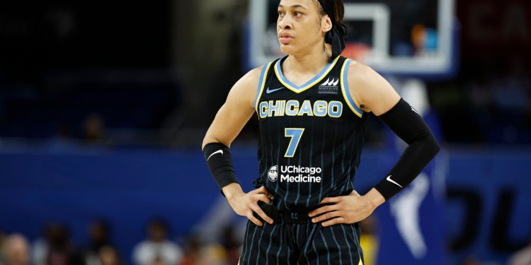Chennedy Carter Is Trending Amid Chicago Sky’s Blowout Loss to Indiana Fever Chennedy Carter Is Trending Amid Chicago Sky’s Blowout Loss to Indiana Fever