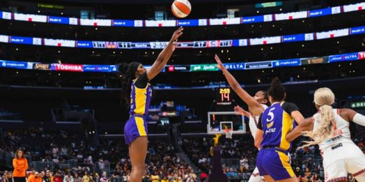 CBS Sports Agrees To Expand WNBA Coverage With New Long-Term Deal CBS Sports Agrees To Expand WNBA Coverage With New Long-Term Deal