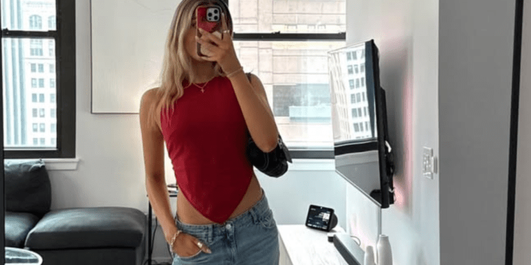 WNBA Star Kate Martin’s Girlfriend Turns Heads With New Photo WNBA Star Kate Martin’s Girlfriend Turns Heads With New Photo