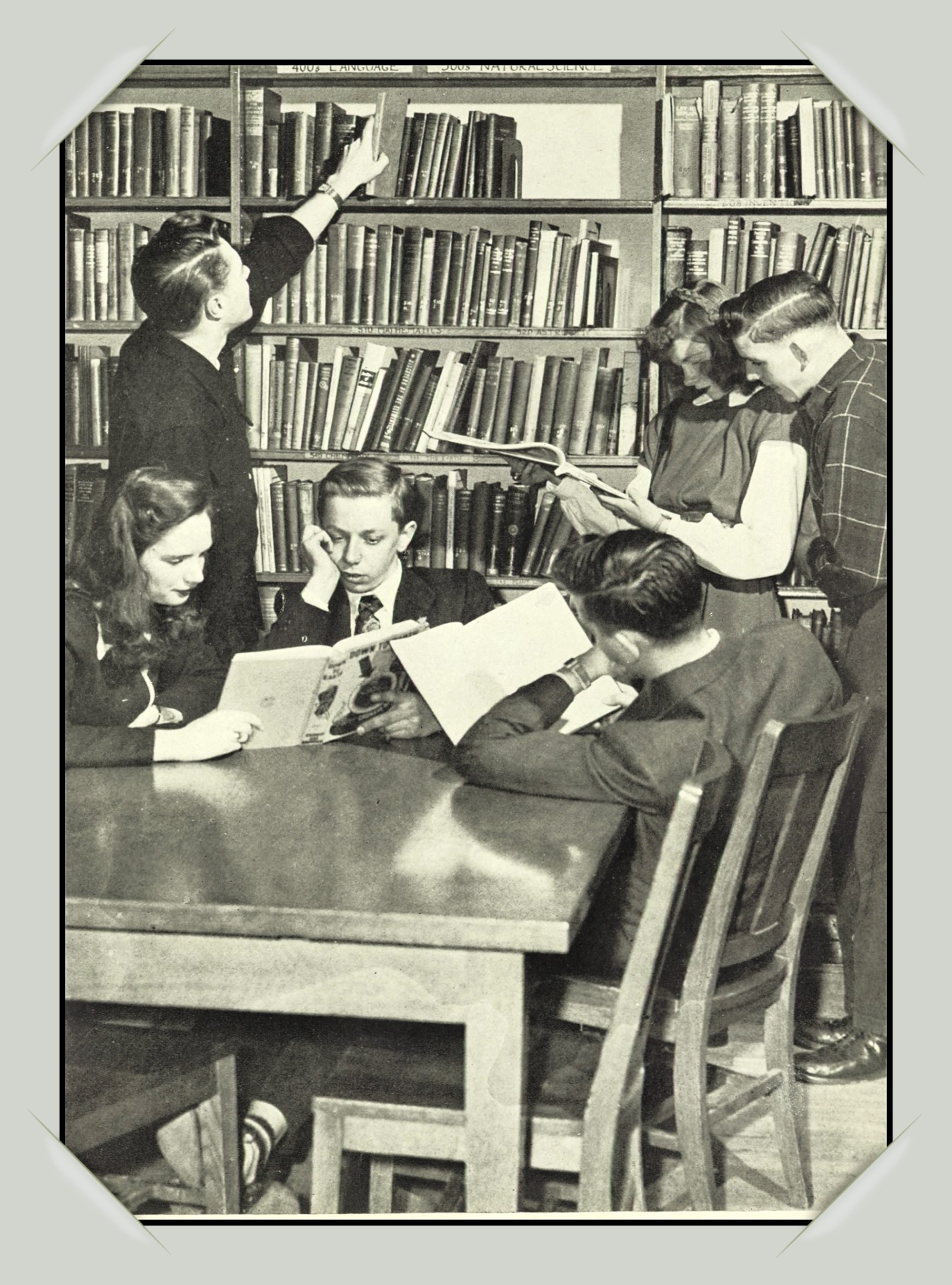 Sayville History Splash; 1947 SHS students working in a study group. Sayville History Splash; 1947 SHS students working in a study group.