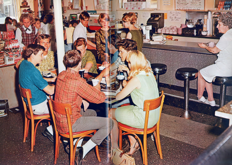 Sayville History Splash and quiz; Some of the 1968 class at a favorite Sayville gathering place… who remembers this place? Can you name anyone in the picture? Sayville History Splash and quiz; Some of the 1968 class at a favorite Sayville gathering place… who remembers this place? Can you name anyone in the picture?