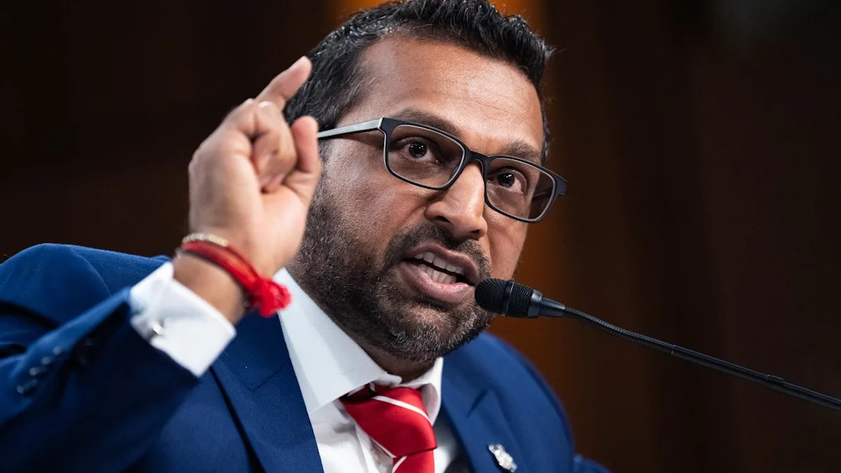 Nobody likes a hothead and a jerk, particularly one who’s the director of the FBI Nobody likes a hothead and a jerk, particularly one who’s the director of the FBI