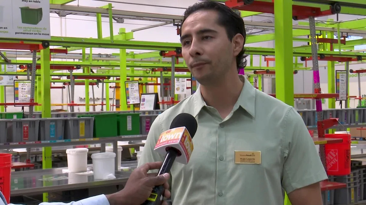 Houston Meals Financial institution seeks assist as SNAP advantages face danger Houston Meals Financial institution seeks assist as SNAP advantages face danger