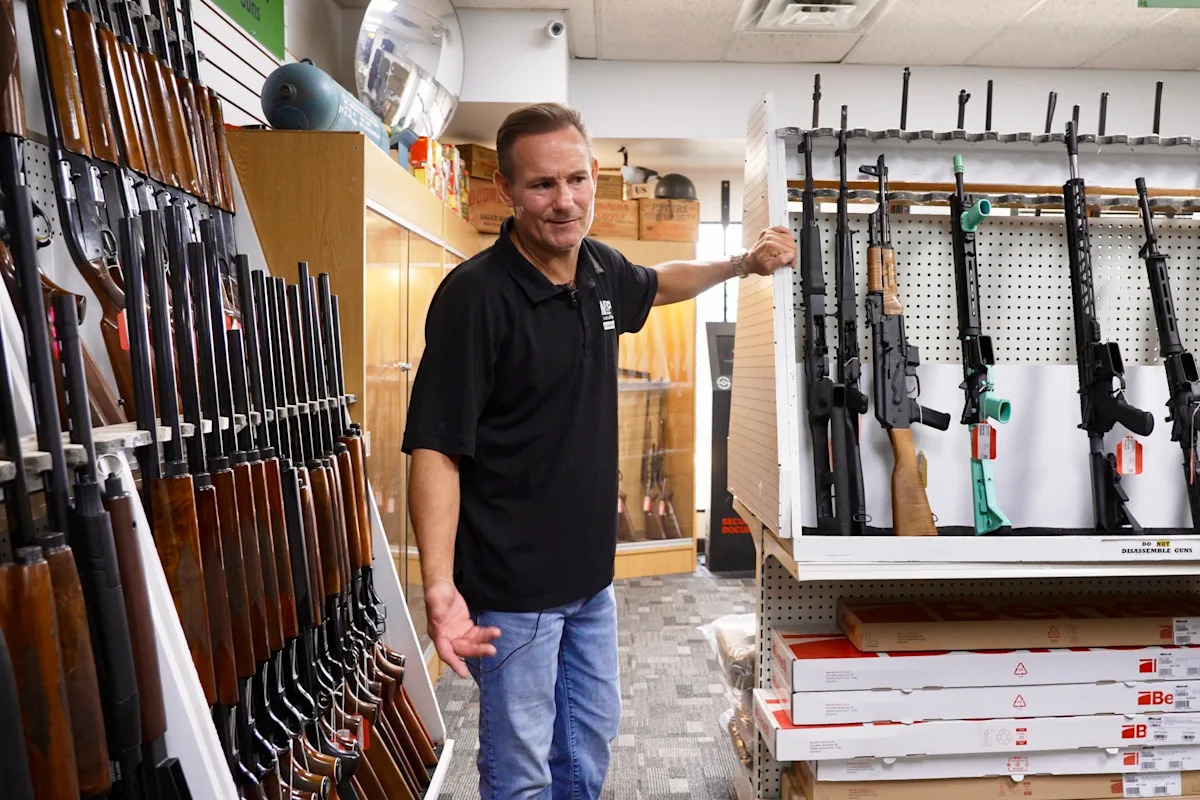 Gun retailer proprietor says shooter who killed 2 schoolchildren confirmed no warning indicators earlier than assault Gun retailer proprietor says shooter who killed 2 schoolchildren confirmed no warning indicators earlier than assault