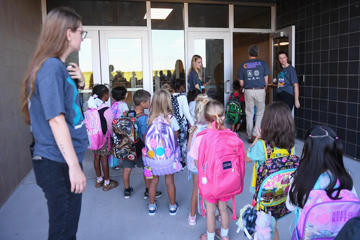 Is back-to-school procuring getting too costly? This is how a lot South Dakota dad and mom are spending Is back-to-school procuring getting too costly? This is how a lot South Dakota dad and mom are spending