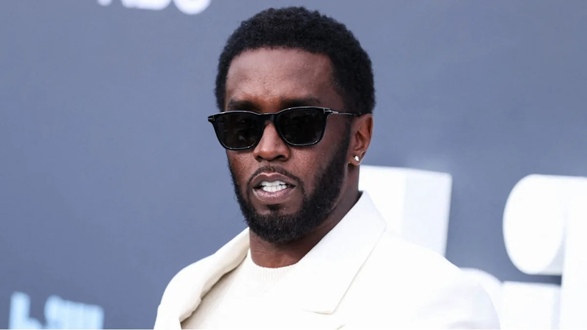 Sean Combs Could Must ‘Dial’ Lavish Way of life ‘Again’ as He Racks Up ‘Large’ Authorized Payments: Supply Sean Combs Could Must ‘Dial’ Lavish Way of life ‘Again’ as He Racks Up ‘Large’ Authorized Payments: Supply