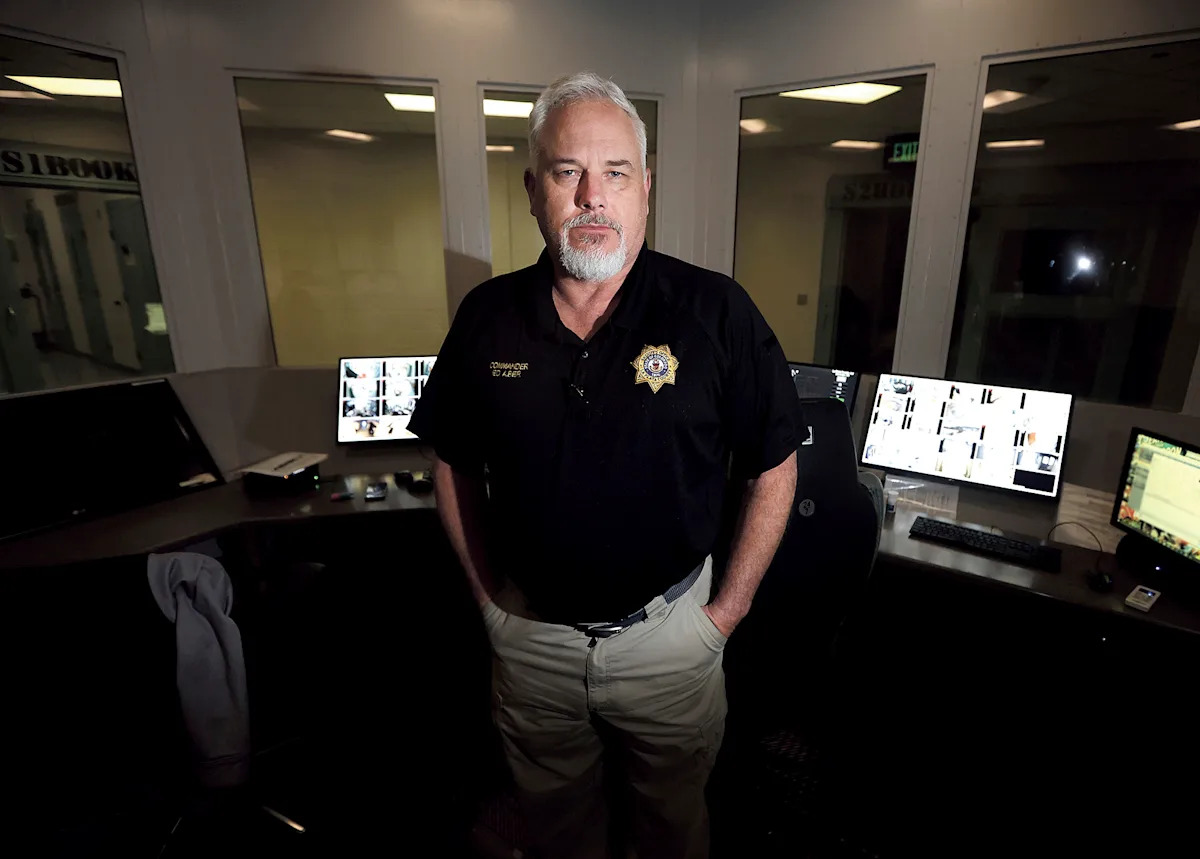 Colorado jail’s ex-commander sued over allegedly watching strip search movies of over 100 girls Colorado jail’s ex-commander sued over allegedly watching strip search movies of over 100 girls