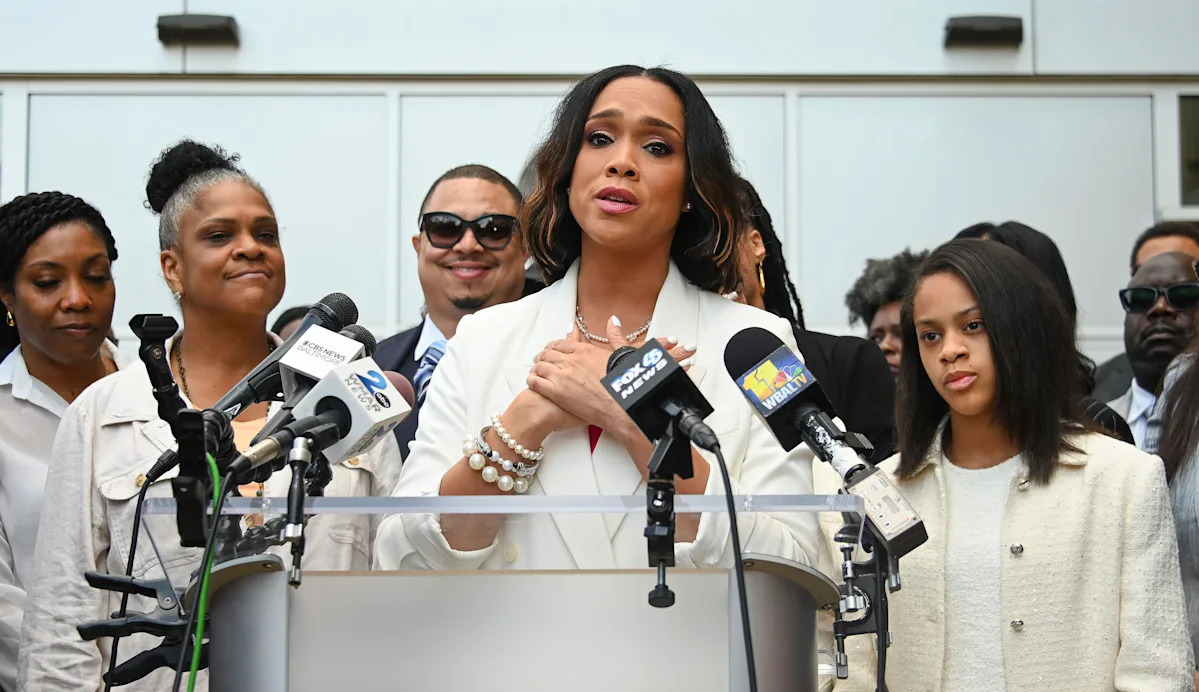Courtroom overturns ex-state legal professional’s mortgage fraud conviction however upholds perjury convictions Courtroom overturns ex-state legal professional’s mortgage fraud conviction however upholds perjury convictions