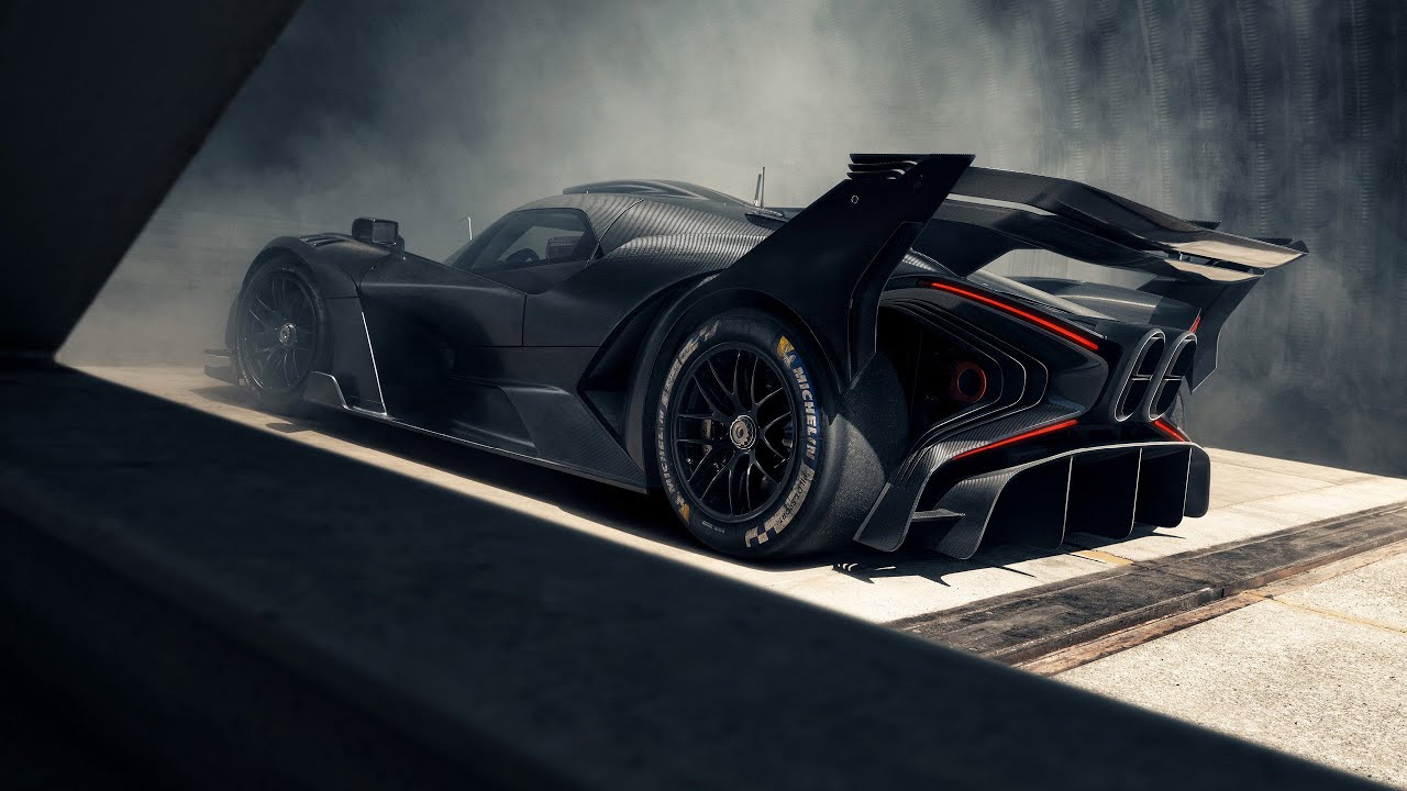 BUGATTI BOLIDE: High-Intensity Airbase Testing BUGATTI BOLIDE: High-Intensity Airbase Testing