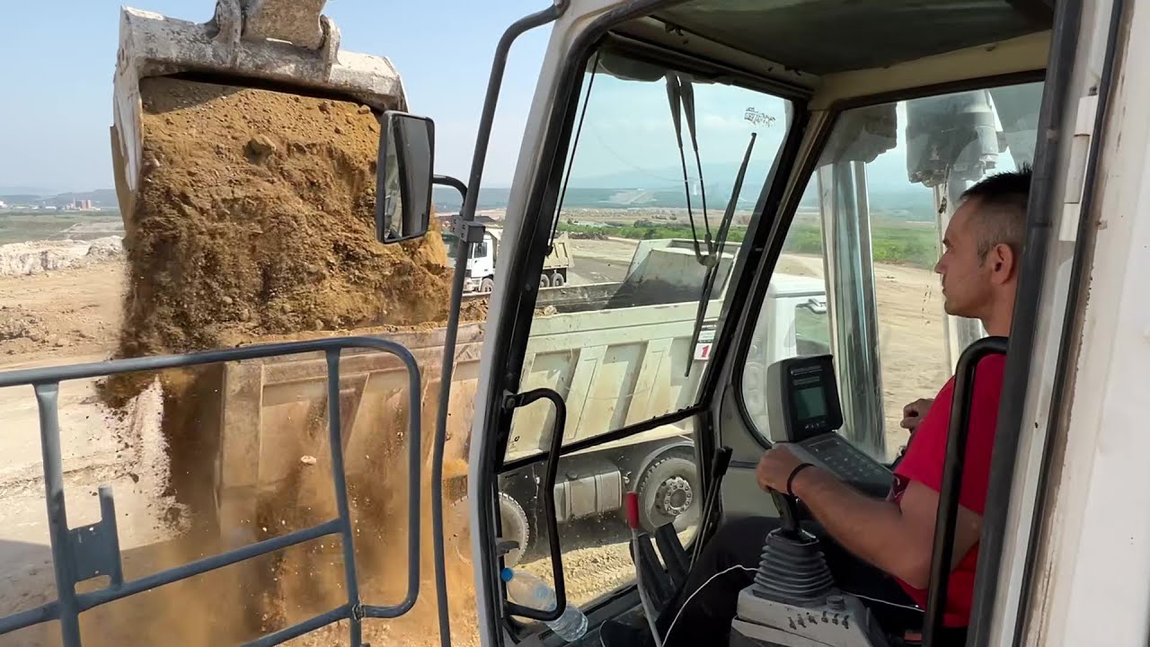 Huge Liebherr 984 Excavator Loading Trucks With Two Huge Liebherr 984 Excavator Loading Trucks With Two