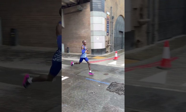 Kelvin Kiptum running the London Marathon 2023 Kelvin Kiptum running the London Marathon 2023